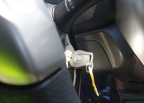 2015 Nissan Versa Note S (Sr)/S Plus/Sl/Sr/Sv from USA, damaged, VIN 3N1CE2CP5FL380910